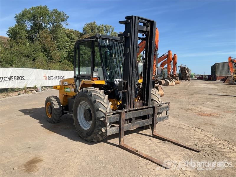 JCB 926 Rough terrain trucks