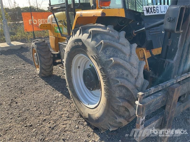 JCB 926 Rough terrain trucks