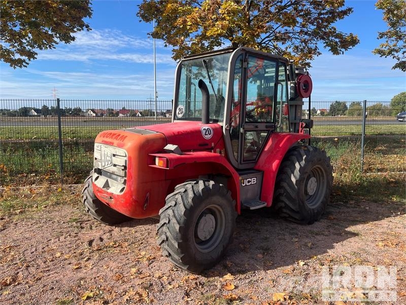 JCB 940 4x4 Rough Terrain Forklift Terenski viličar