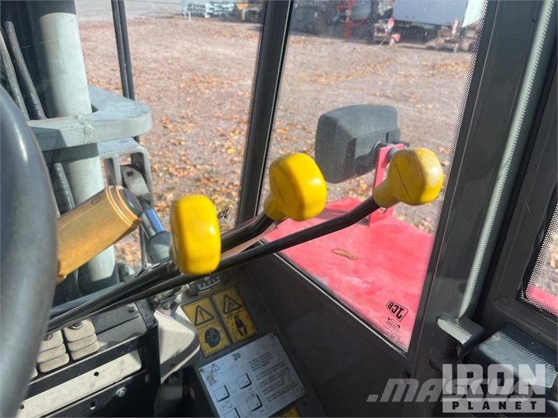 JCB 940 4x4 Rough Terrain Forklift Terenski viličar