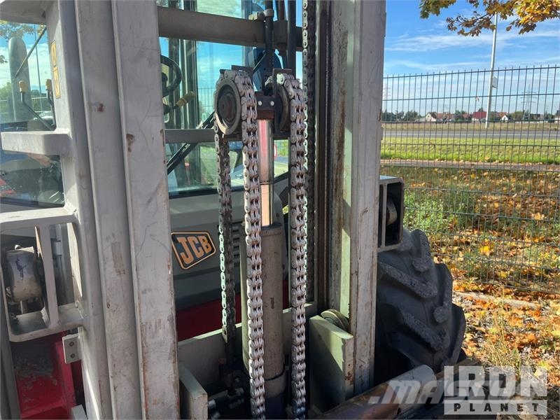 JCB 940 4x4 Rough Terrain Forklift Terenski viličar