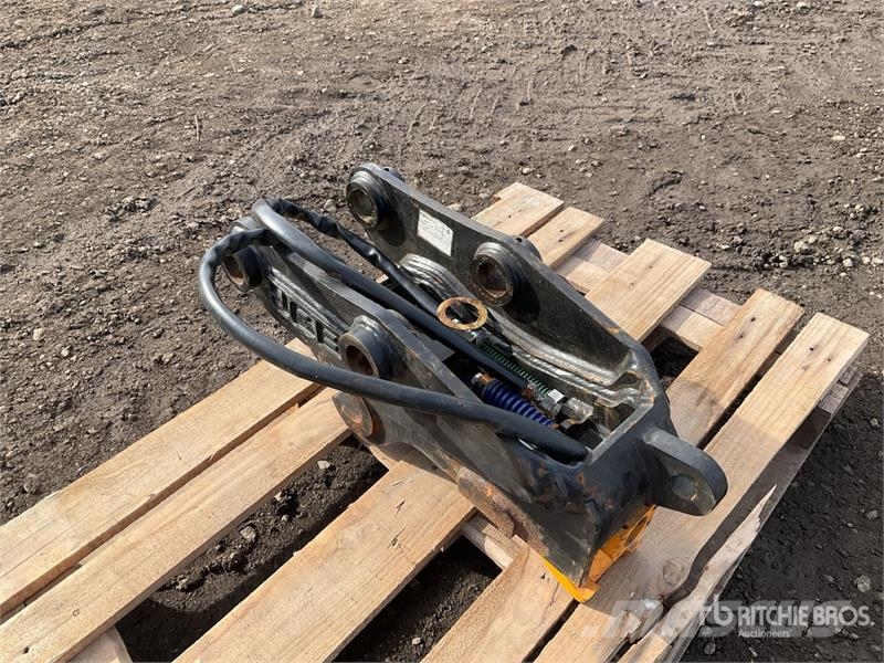JCB 980/B0195 Quick Coupler (Unused) Квик-каплеры