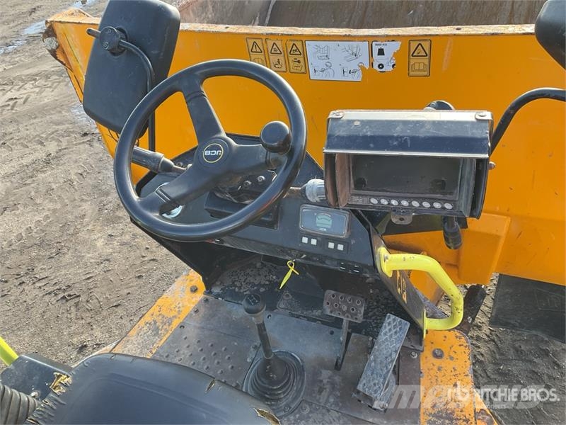 JCB 9FT 9 ton 4x4 Dumper (Inoperable) عربات نقل قلابة للمواقع