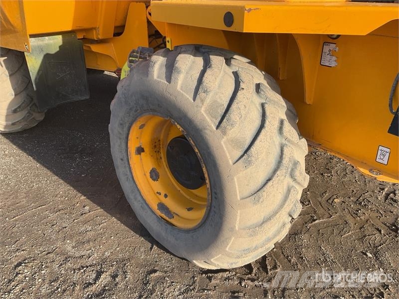 JCB 9FT 9 ton 4x4 Dumper عربات نقل قلابة للمواقع