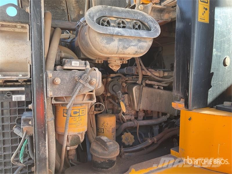 JCB 9FT 9 ton 4x4 Dumper (Inoperable) عربات نقل قلابة للمواقع