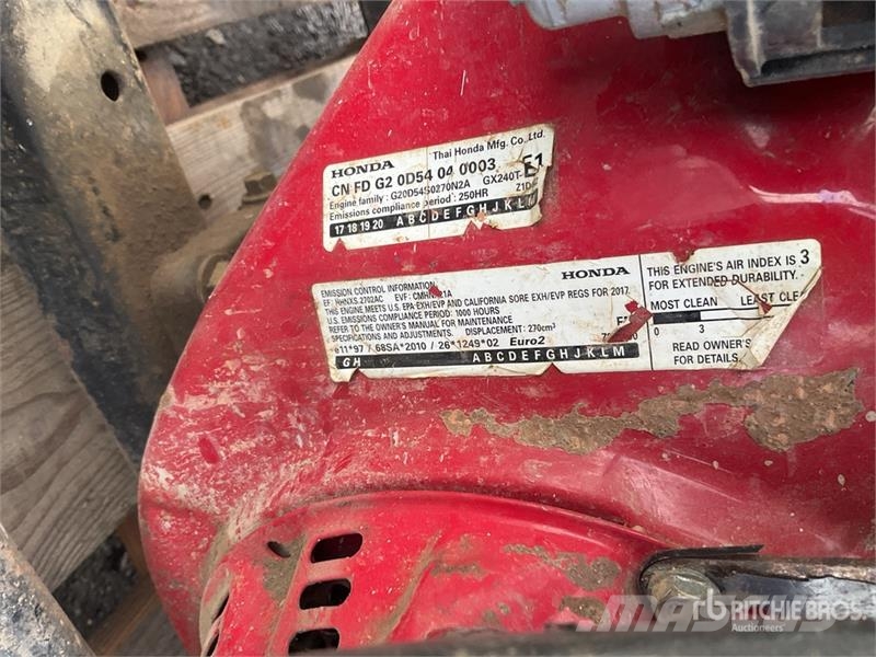 JCB Beaver Hydraulic Power Pack مطارق دق خوازيق هيدروليكية
