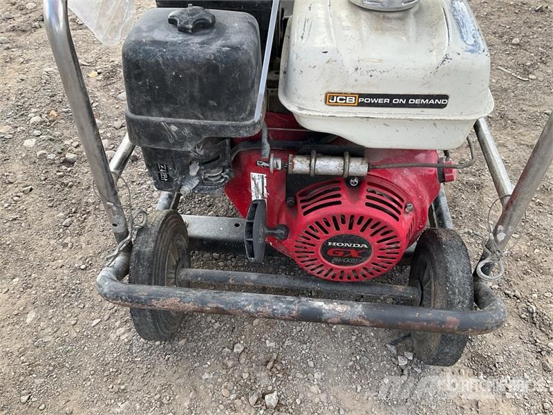 JCB Beaver Hydraulic Power Pack مطارق دق خوازيق هيدروليكية