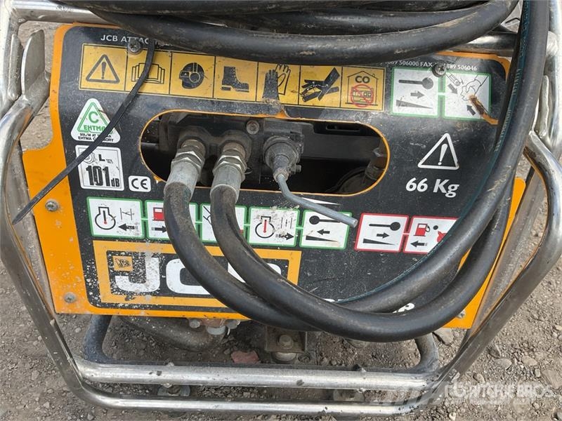JCB Beaver Hydraulic Power Pack مطارق دق خوازيق هيدروليكية