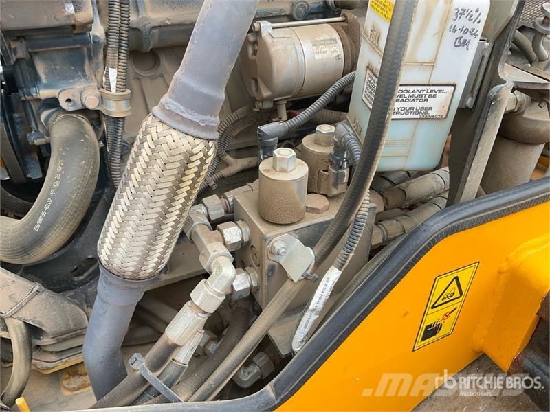 JCB CT260-120 Double Drum Roller Ikerdobos hengerek