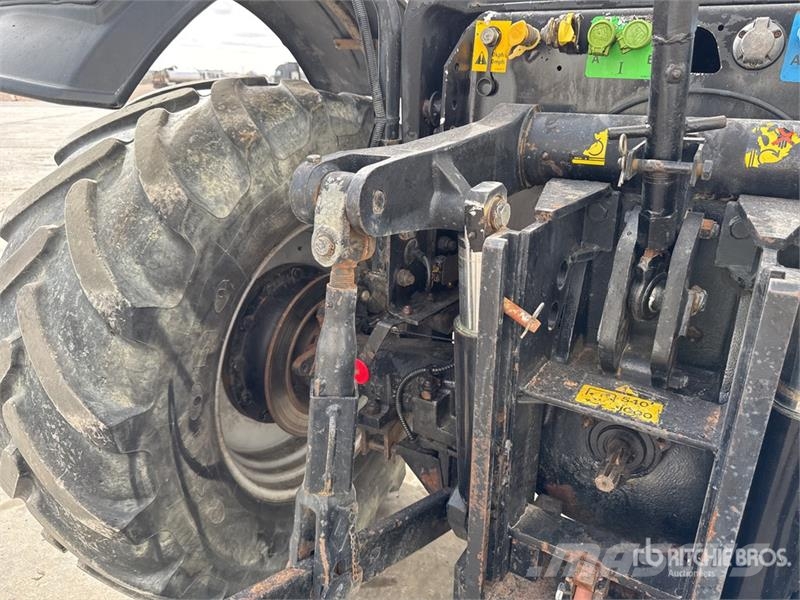 JCB Fastrac 3185 Autoshift 4WD Tractor Tractors