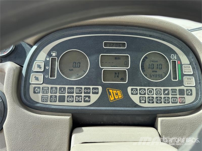JCB Fastrac 3185 Autoshift 4WD Tractor Tractors