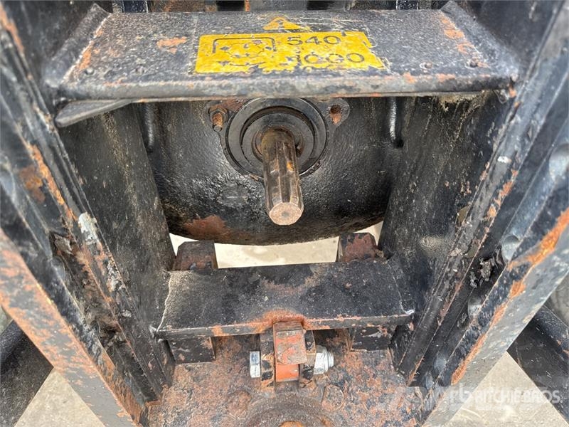 JCB Fastrac 3185 Autoshift 4WD Tractor Tractors