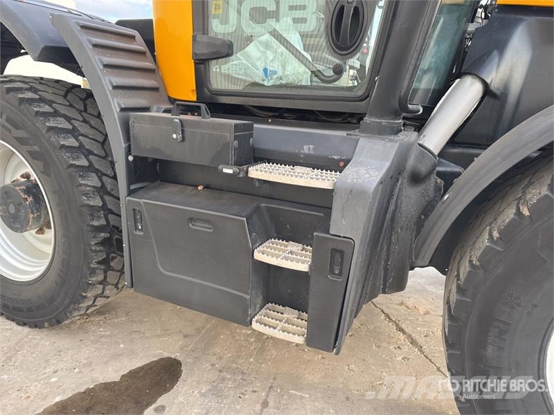JCB Fastrac 4220 4x4 Tracteur Agricole 4WD Tractor Tractors