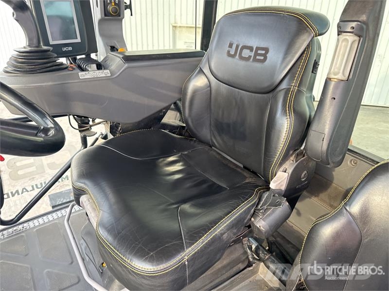 JCB Fastrac 4220 4x4 Tracteur Agricole 4WD Tractor Tractors