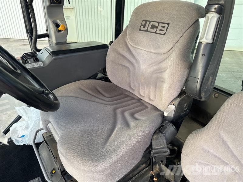 JCB Fastrac 4220 4x4 Tracteur Agricole 4WD Tractor Tractors
