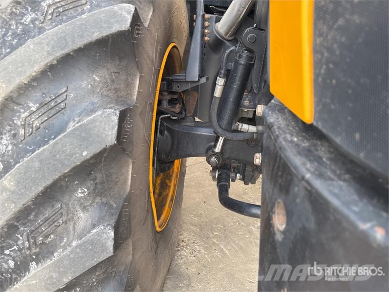 JCB Fastrac 4220 4x4 Tracteur Agricole 4WD Tractor Tractors