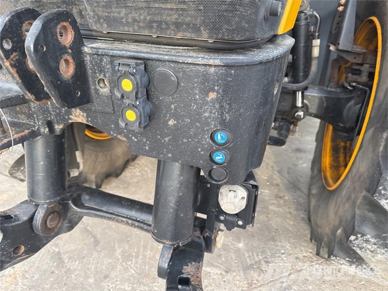 JCB Fastrac 4220 4x4 Tracteur Agricole 4WD Tractor Tractors