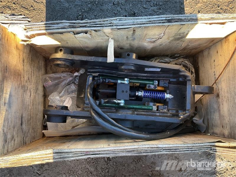 JCB Hydraulic Quick Coupler (Unused) موصلات سريعة