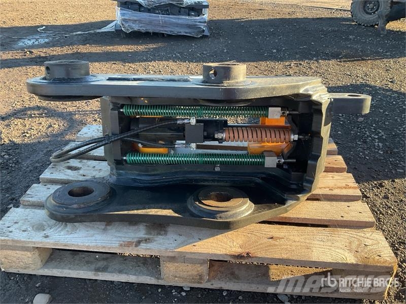 JCB Hydraulic Quick Coupler - Fits 18-25T Excavator (U Brze spojke