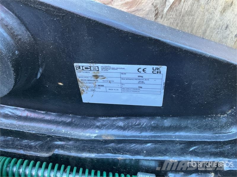 JCB Hydraulic Quick Coupler (Unused) موصلات سريعة