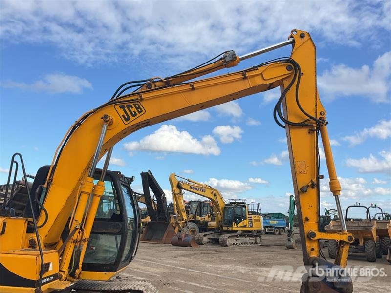 JCB JS130 Kāpurķēžu ekskavatori