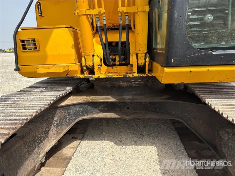 JCB JS130 Rupsgraafmachines