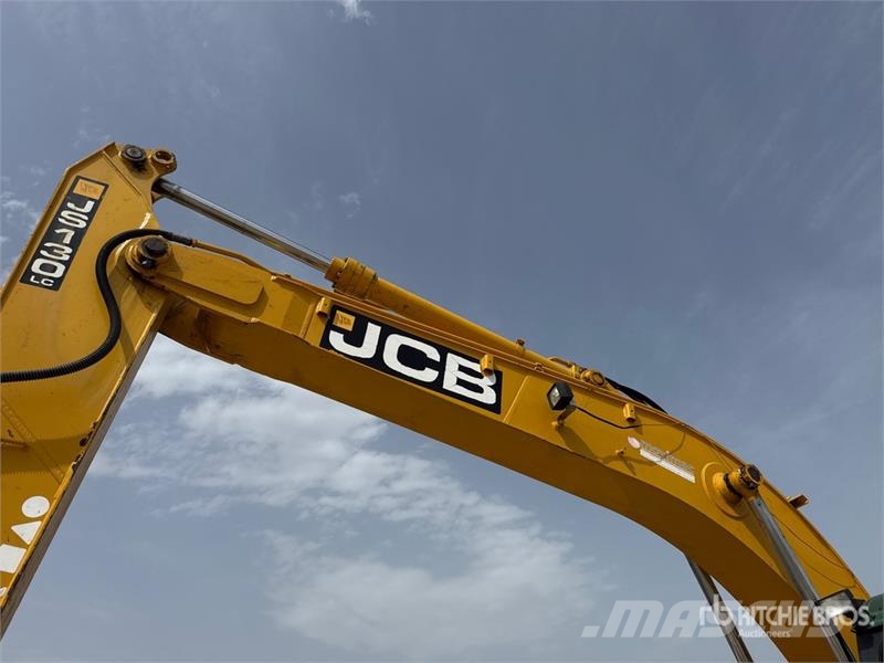 JCB JS130 Rupsgraafmachines
