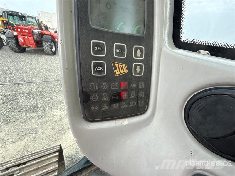JCB JS130 Rupsgraafmachines