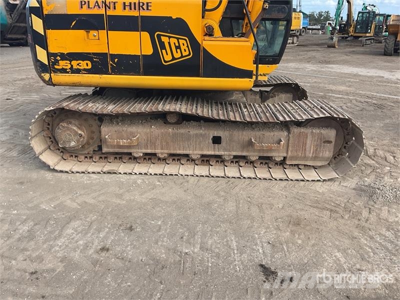 JCB JS130 Kāpurķēžu ekskavatori
