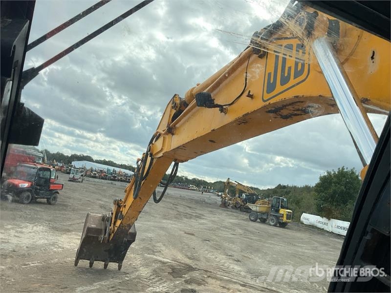 JCB JS130 Kāpurķēžu ekskavatori