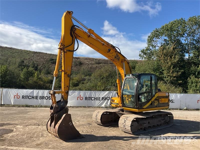 JCB JS130 Kāpurķēžu ekskavatori