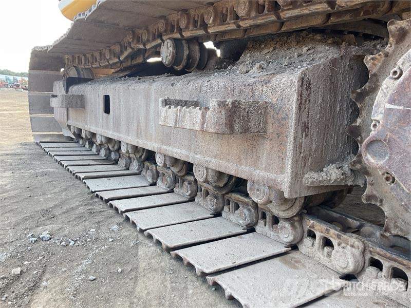 JCB JS130 Kāpurķēžu ekskavatori