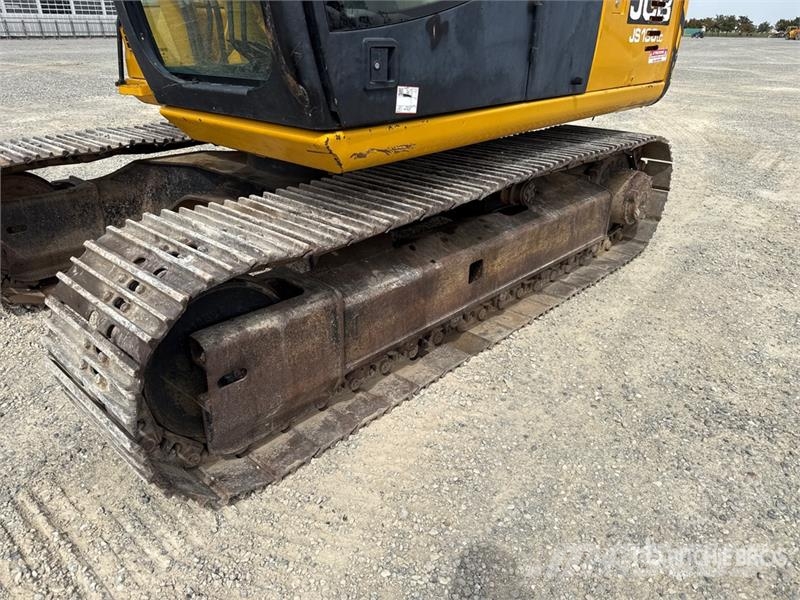 JCB JS130 Rupsgraafmachines