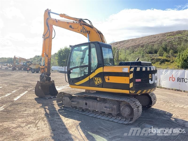 JCB JS130 Kāpurķēžu ekskavatori