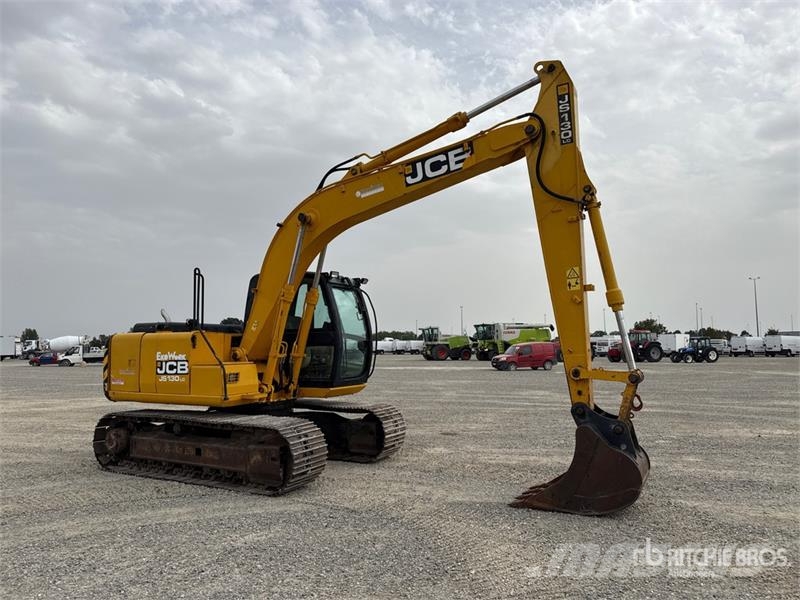 JCB JS130 Rupsgraafmachines