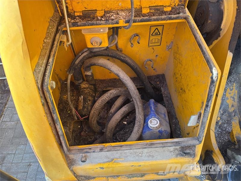 JCB JS130LC T4 Tracked Excavator Raupenbagger