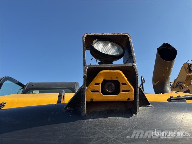 JCB JS130LC T4 Tracked Excavator Raupenbagger