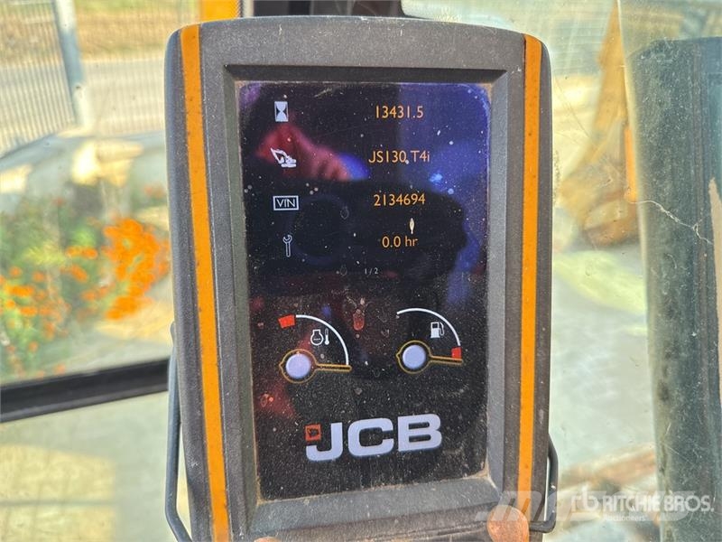 JCB JS130LC T4 Tracked Excavator Raupenbagger