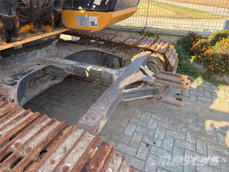 JCB JS130LC T4 Tracked Excavator Raupenbagger