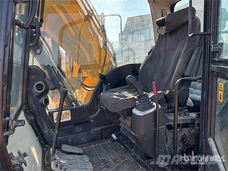 JCB JS130LC T4 Tracked Excavator Raupenbagger