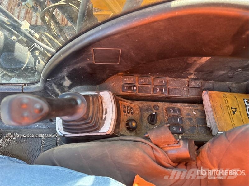 JCB JS130LC T4 Tracked Excavator Raupenbagger