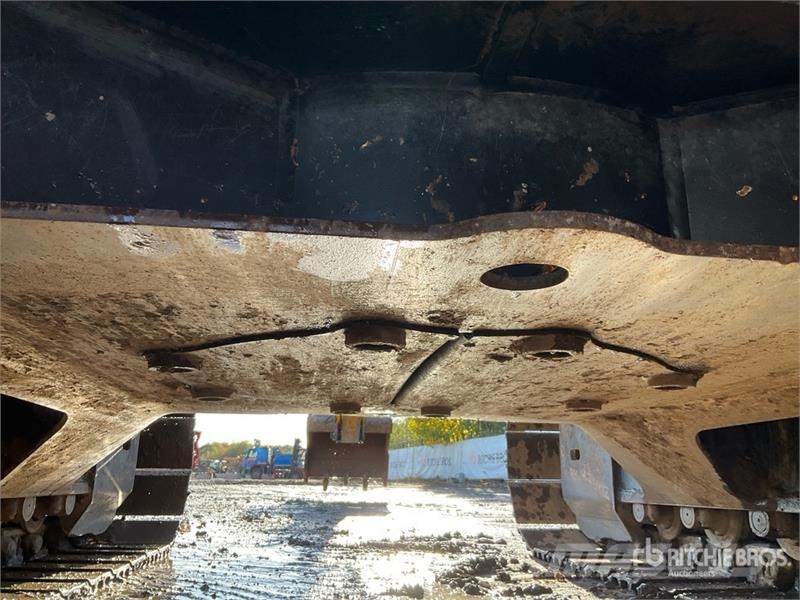 JCB JS131 Tracked Excavator Crawler excavators