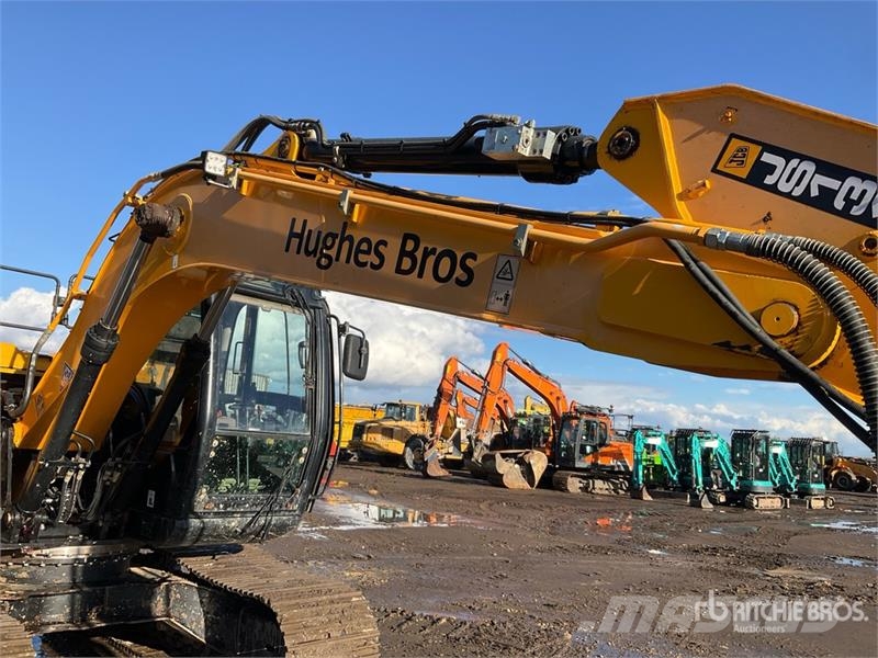 JCB JS131 Tracked Excavator Crawler excavators