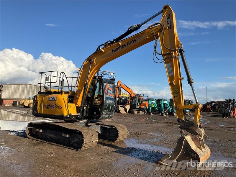JCB JS131 Tracked Excavator Crawler excavators