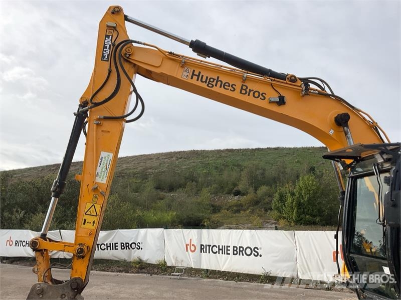 JCB JS131LC Tracked Excavator Crawler excavators