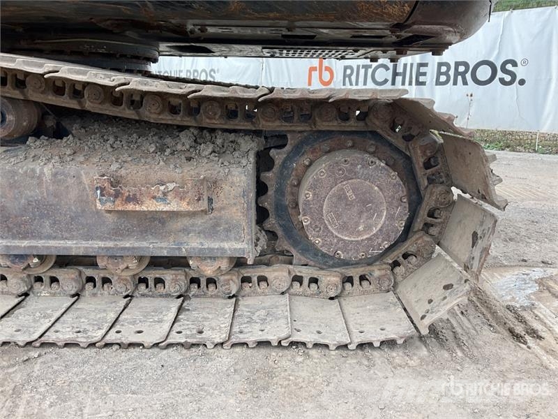 JCB JS131LC Tracked Excavator Crawler excavators