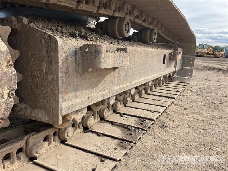 JCB JS131LC Tracked Excavator Crawler excavators
