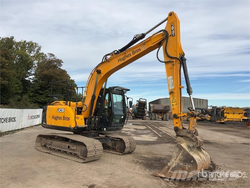 JCB JS131LC Tracked Excavator Crawler excavators