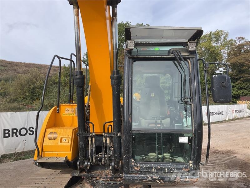 JCB JS131LC Tracked Excavator Crawler excavators