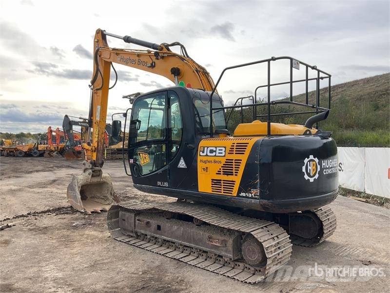 JCB JS131LC Tracked Excavator Crawler excavators
